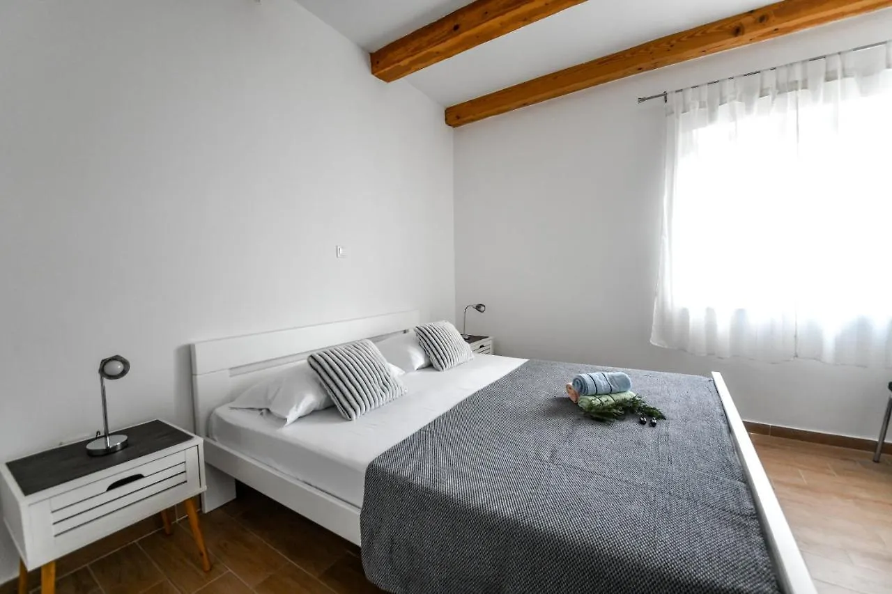 Apartments Joso Rtina