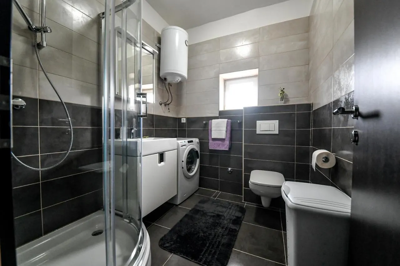 Apartments Joso Rtina