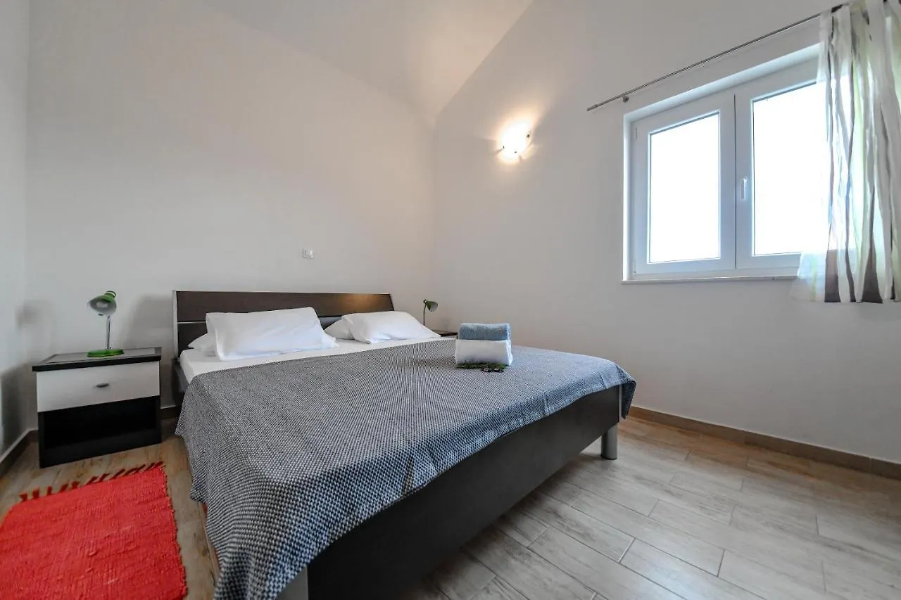 Apartments Joso Rtina