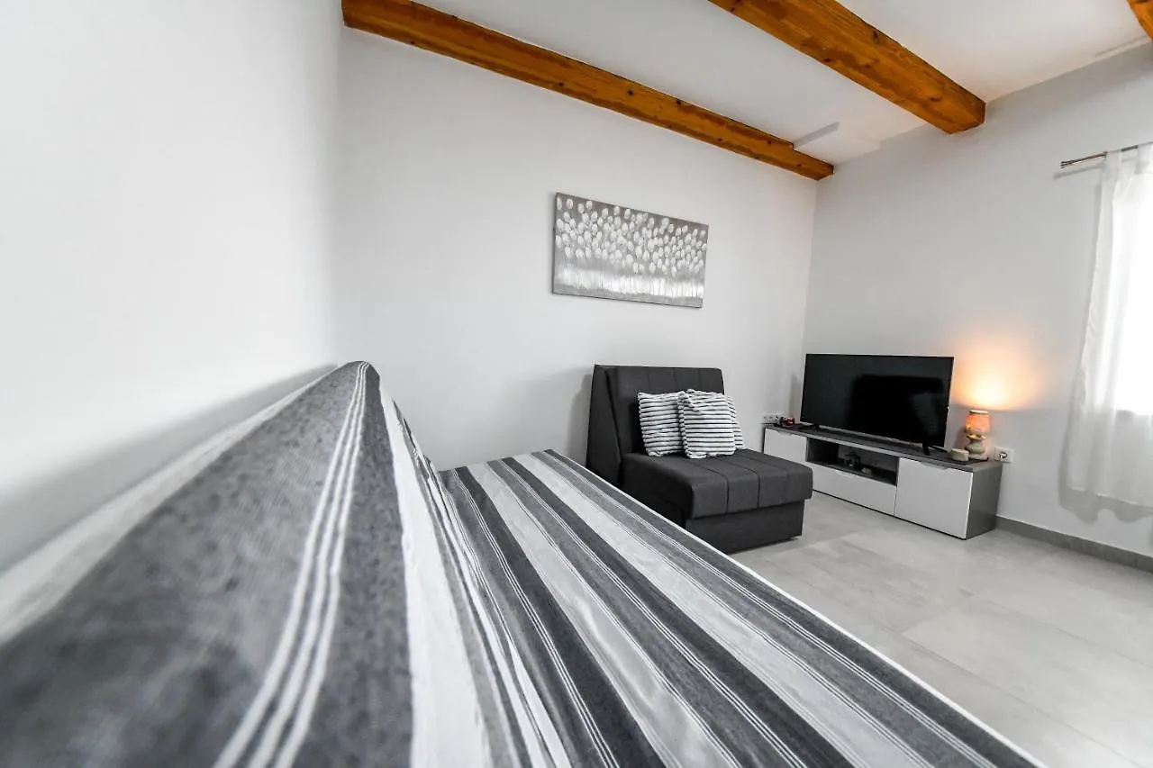 Apartments Joso Rtina