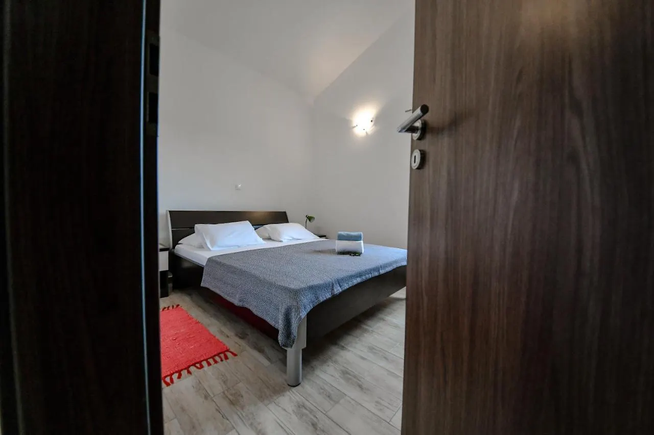Apartments Joso Rtina