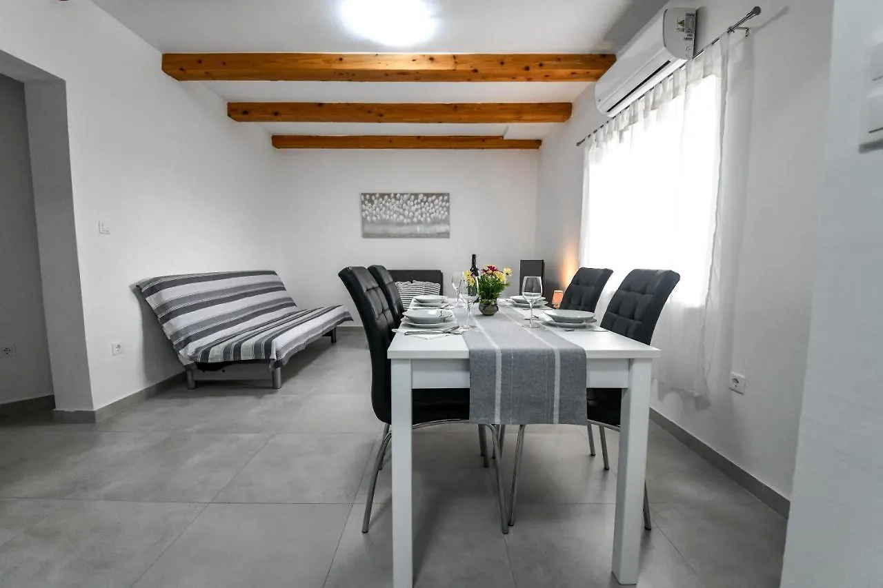 Apartments Joso Rtina 0*,  Croatia