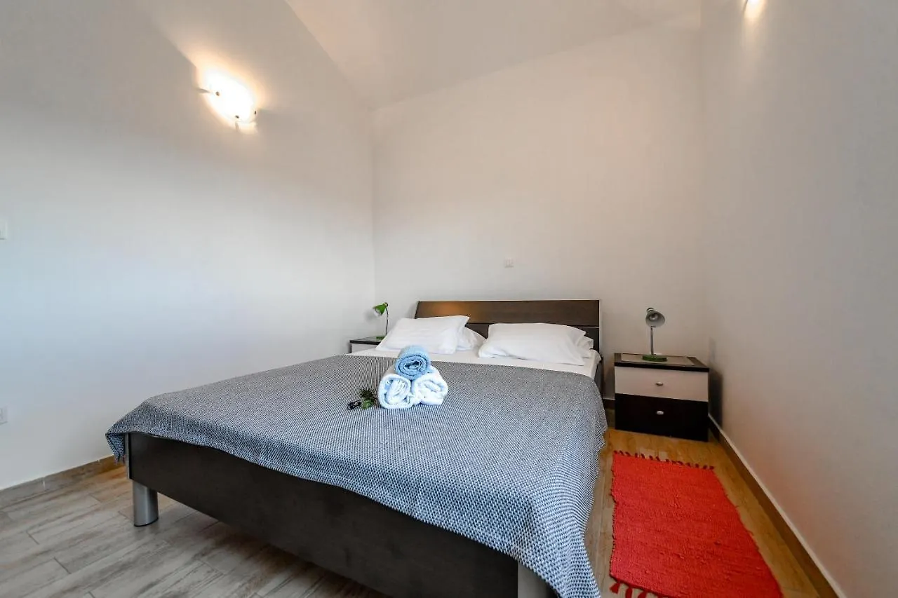 Apartments Joso Rtina