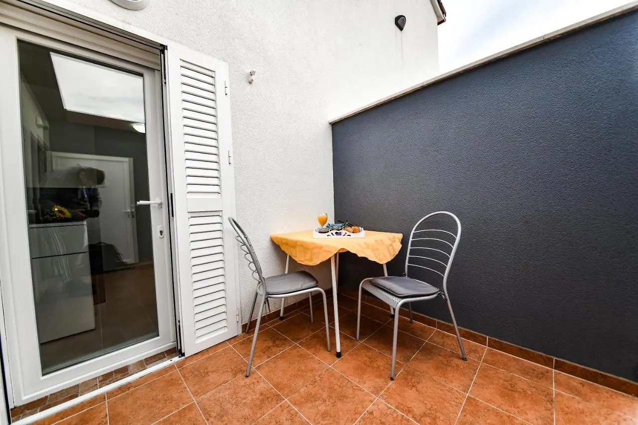 Apartments Joso Rtina