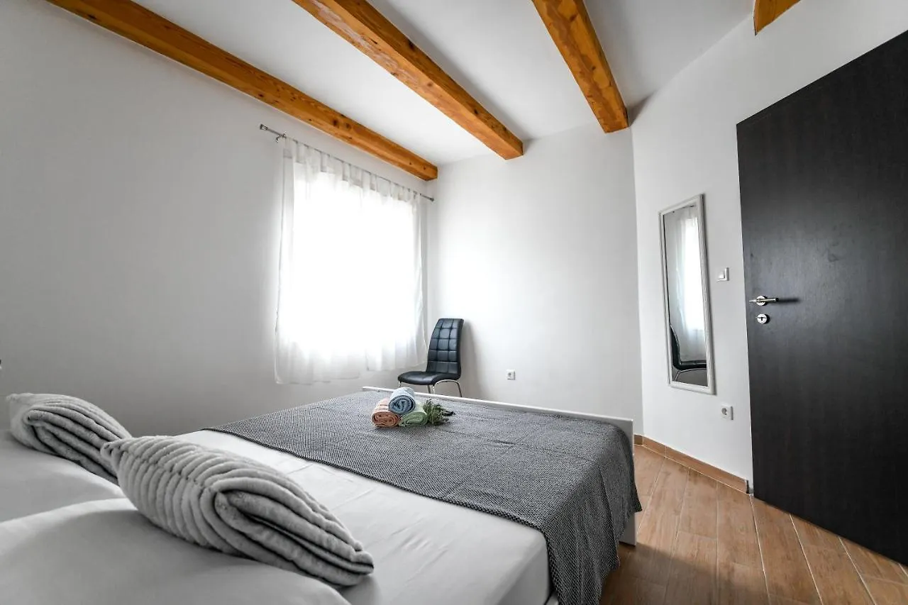 Apartments Joso Rtina 0*,  Croatia